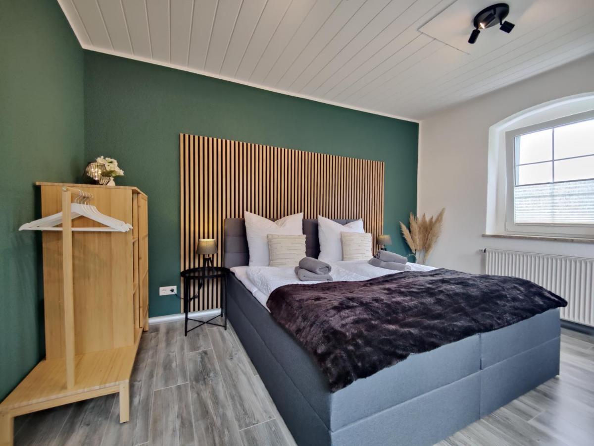 Ferienhaus Villa Adelsberg Mit Dachterrasse In Zentraler Lage Fuer Bis Zu 10 Personen Chemnitz Exterior foto