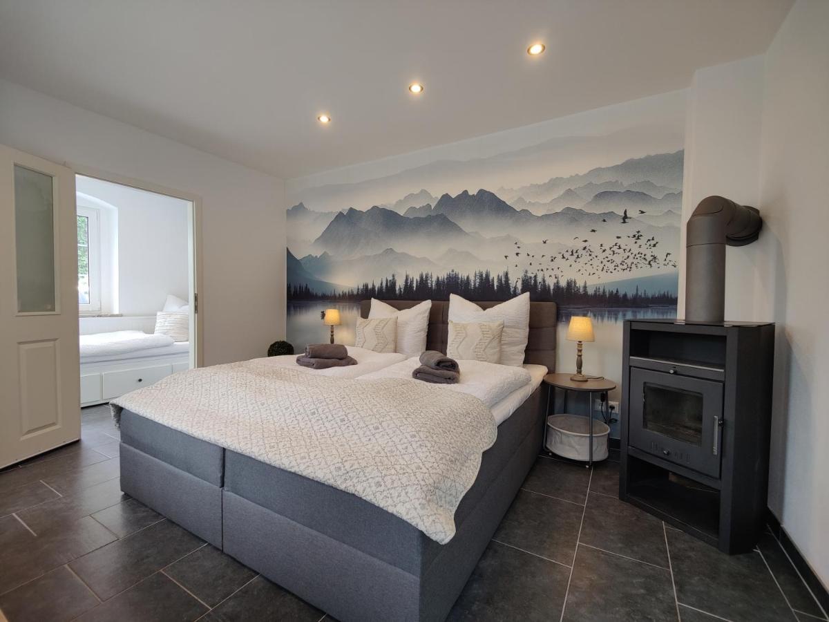 Ferienhaus Villa Adelsberg Mit Dachterrasse In Zentraler Lage Fuer Bis Zu 10 Personen Chemnitz Exterior foto